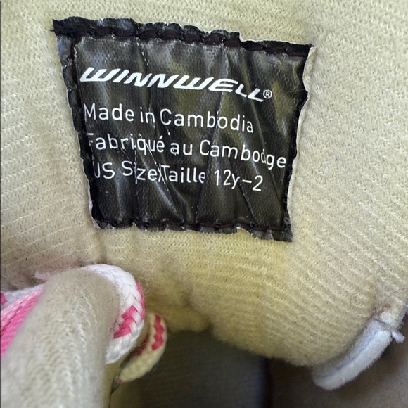 Winnwell Girls Ice Skates Adjustable fits 12y-2. Pink and White Like New - Picture 5 of 9